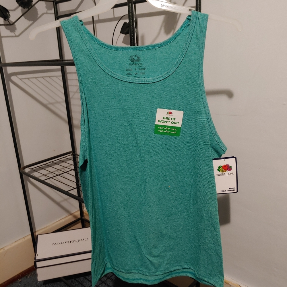 Shirts - Picture 5 of 6